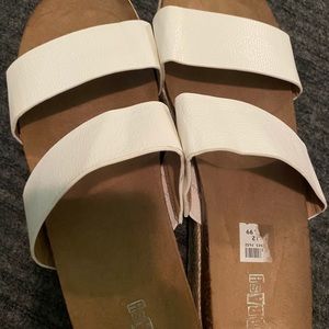 Platform sandals